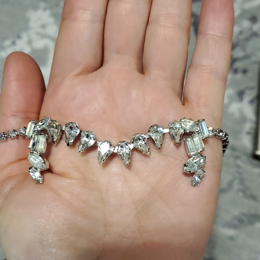 Elegant Vintage Duane Silver Rhinestone Necklace And Earings With Original Box